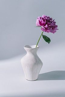 芍薬一輪でもおしゃれ。