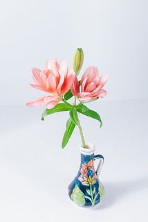 一輪だけ飾ってもおしゃれ。