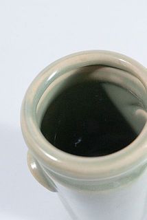 味のある色合い。釉薬の影響から個体差があります。